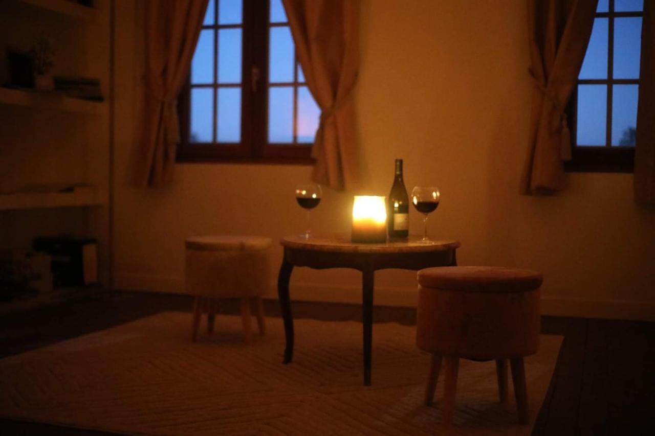 La Montrieuse, Chambre Individuelle Avec Sauna Et Baignoire Spa Naveil Esterno foto